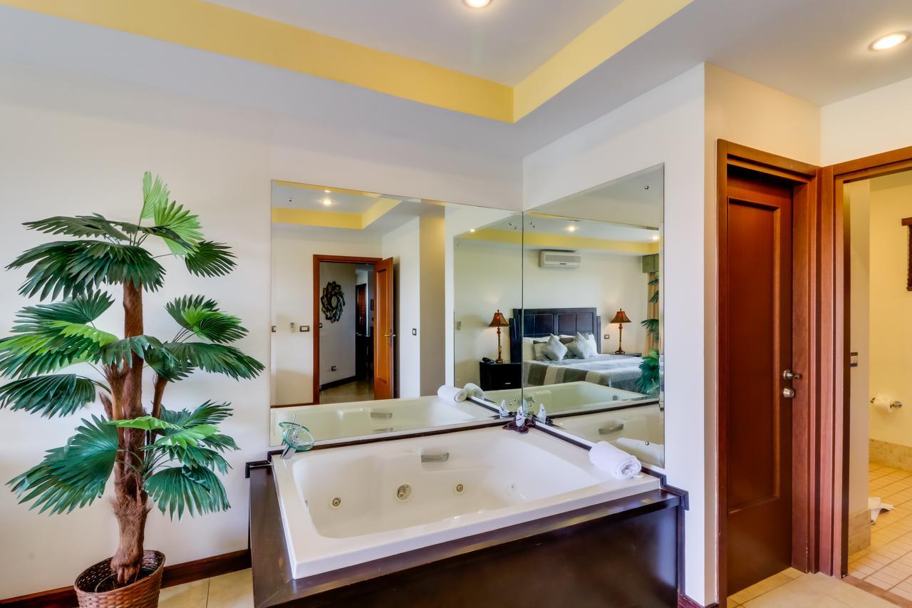 Naxos 15 Apartment Tamarindo Ngoại thất bức ảnh